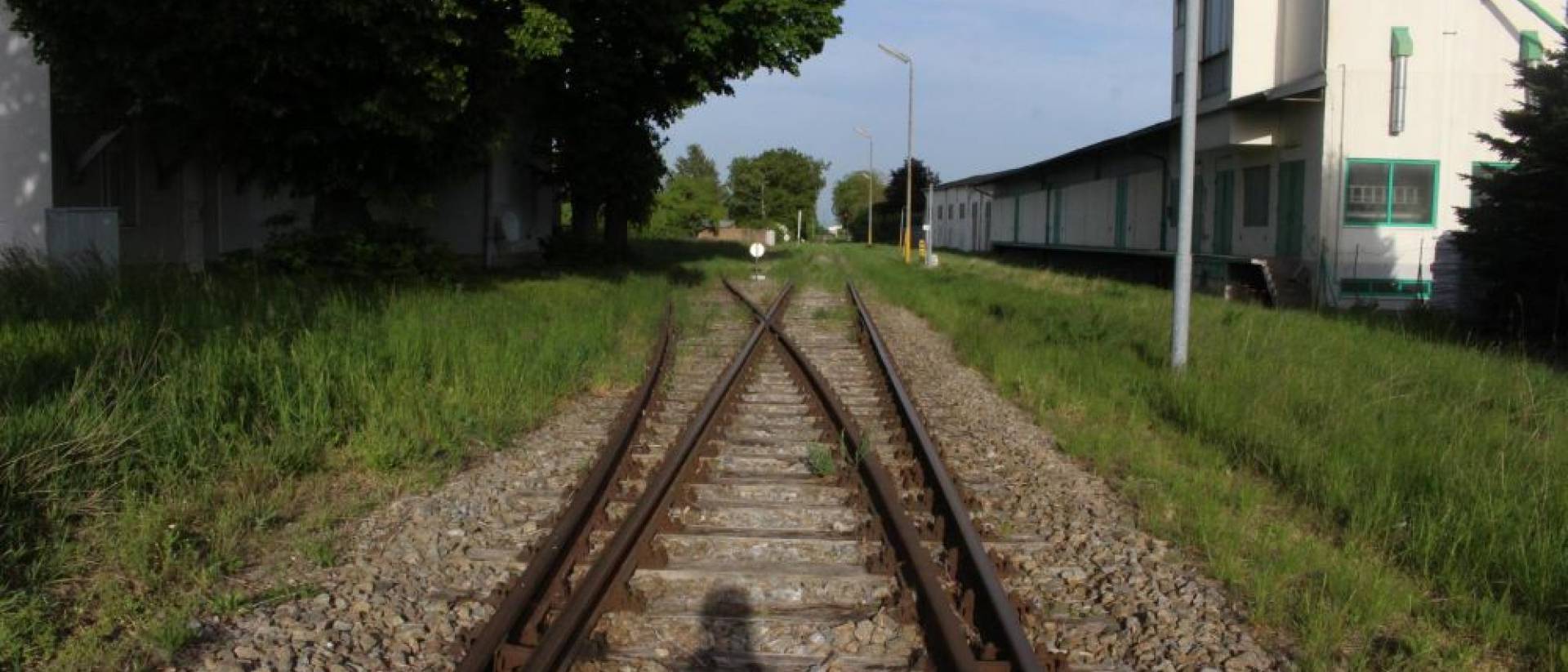 stillgelegter Bahnhof Grossengersdorf im Weinviertel (Schweinbarther Kreuz)